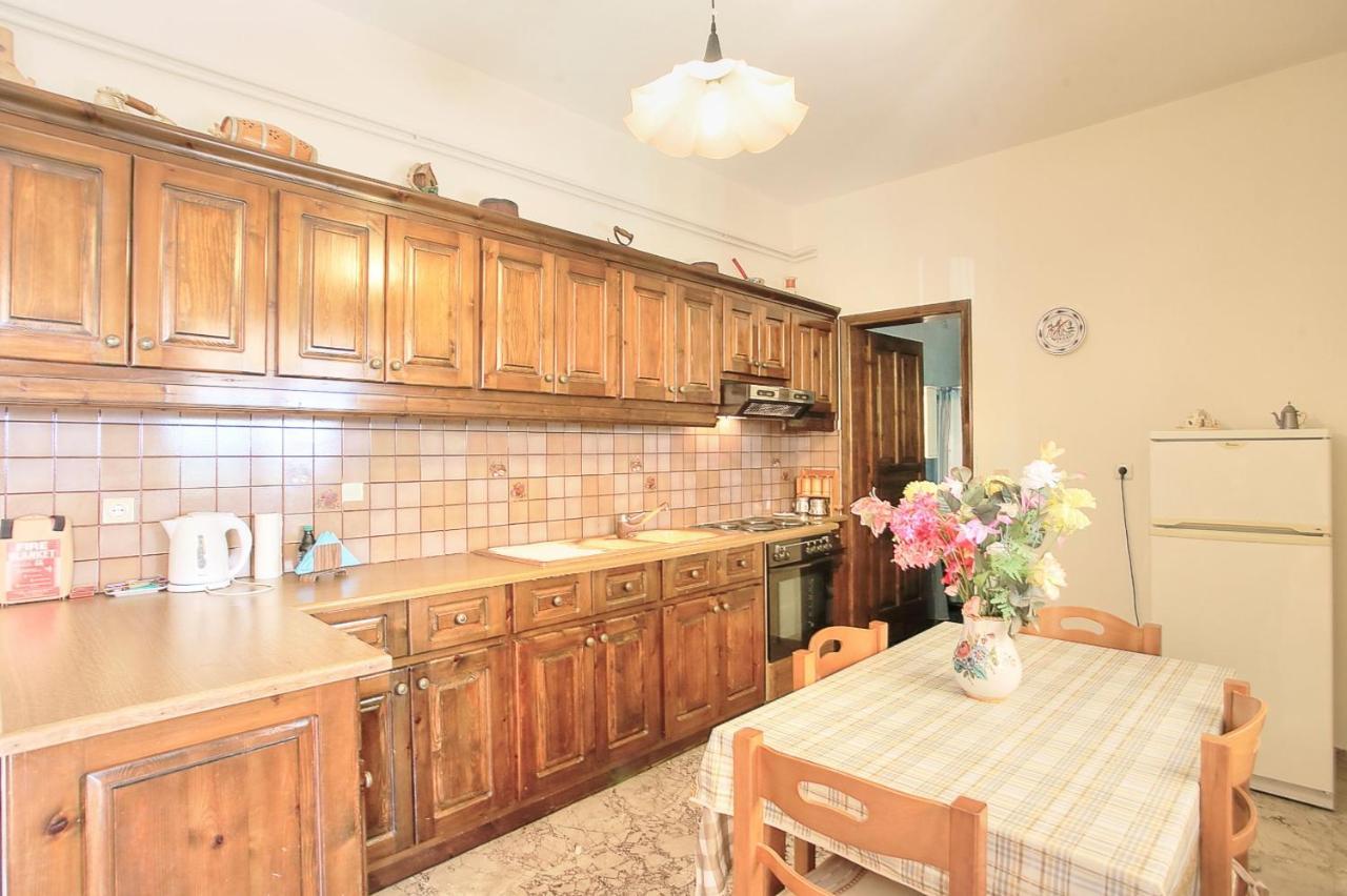 Villa Alexandros *